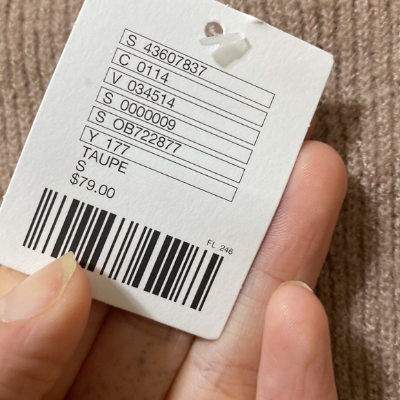 NWT urban outfitters oversized mock neck taupe sweater - Picture 3 of 6